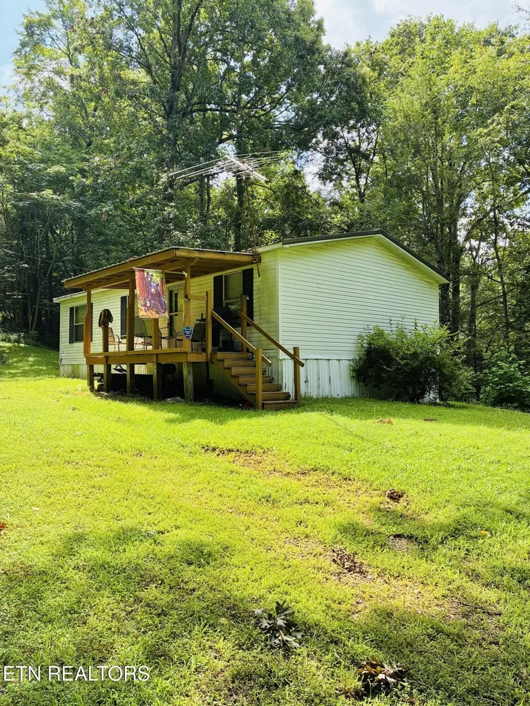 Unit for sale at 5008 Bogard Rd, Cosby, TN 37722
