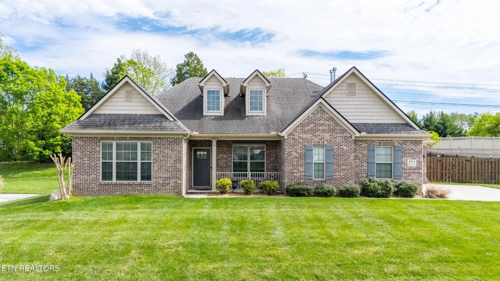 Unit for sale at 451 Granada Drive, Lenoir City, TN 37772