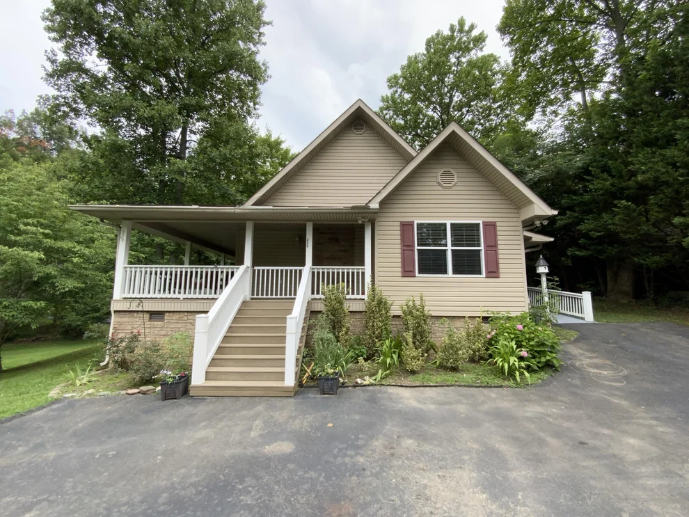 Unit for sale at 222 Palmer Road, Gatlinburg, TN 37738