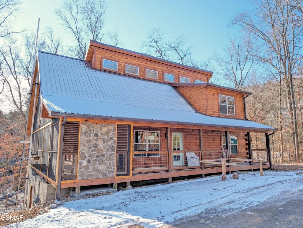 Unit for sale at 723 Nighthawk Way, Pigeon Forge, TN 37863