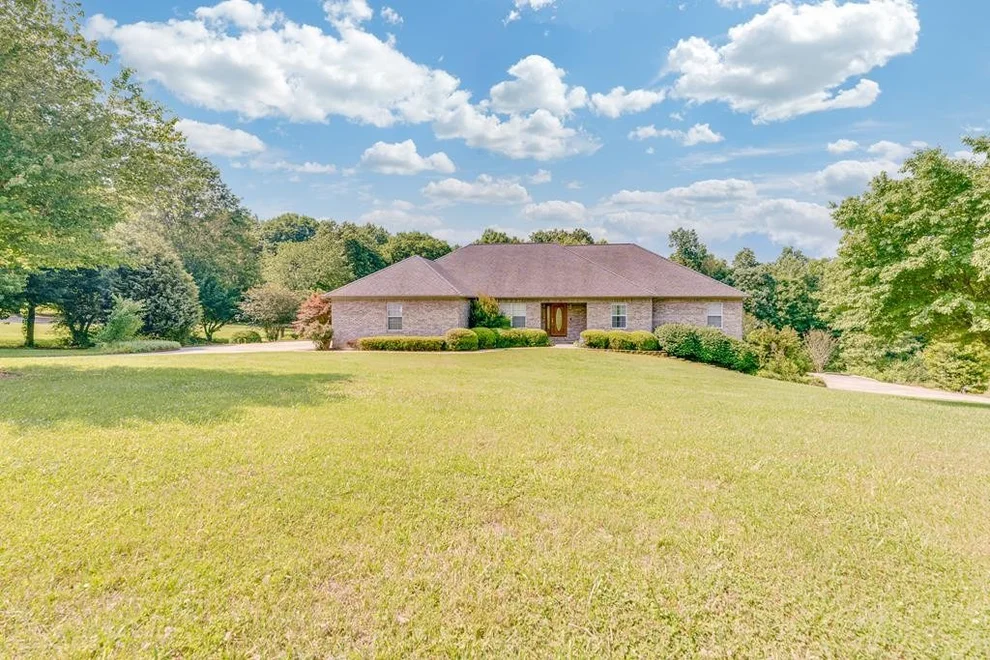 Unit for sale at 150 County Road, Niota, TN 37826