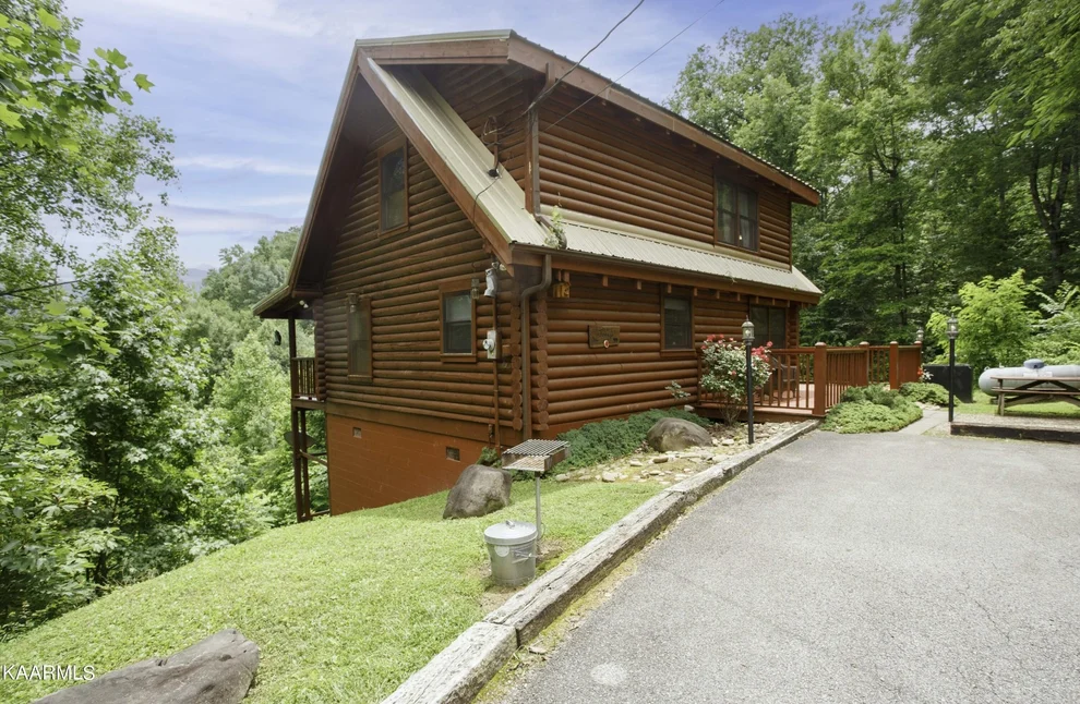 Unit for sale at 4110 Kidds Way, Gatlinburg, TN 37738