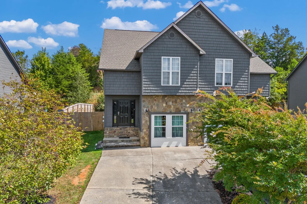 Unit for sale at 1462 William Holt Boulevard, Sevierville, TN 37876
