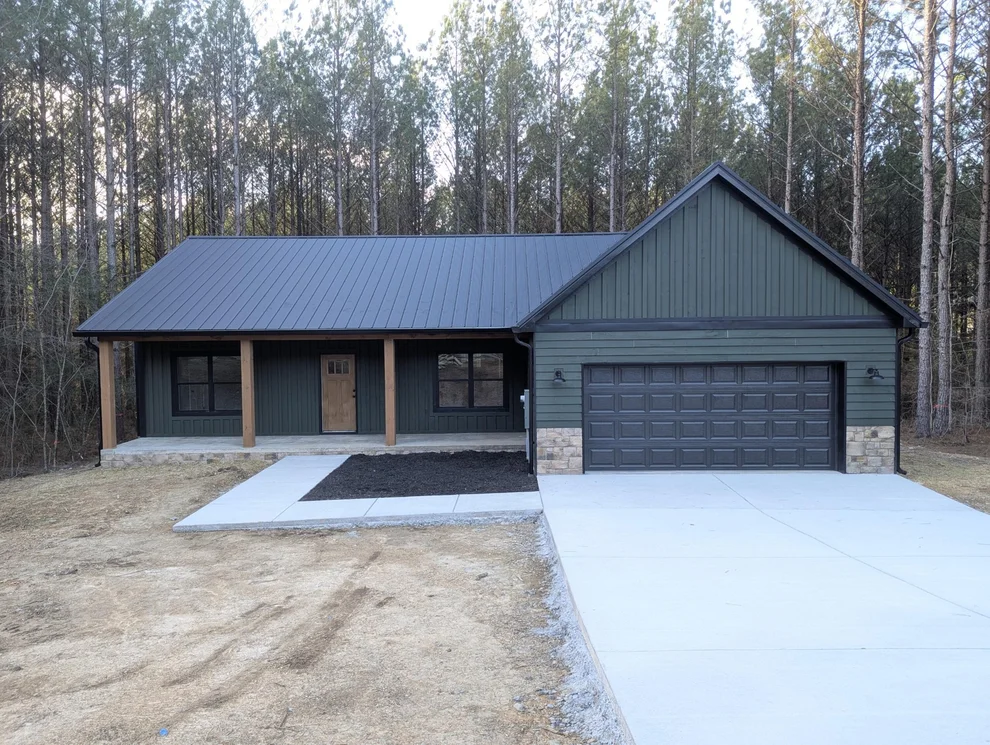Unit for sale at 131 White Water Run Lane, Ocoee, TN 37361