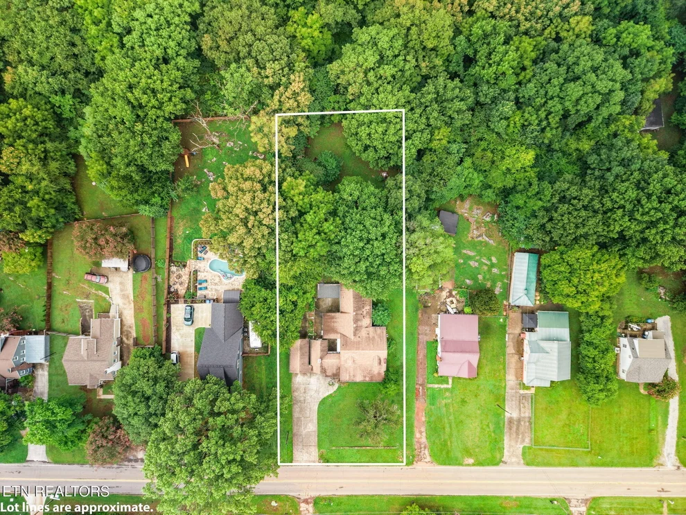 Unit for sale at 679 N Wright Rd, Alcoa, TN 37701
