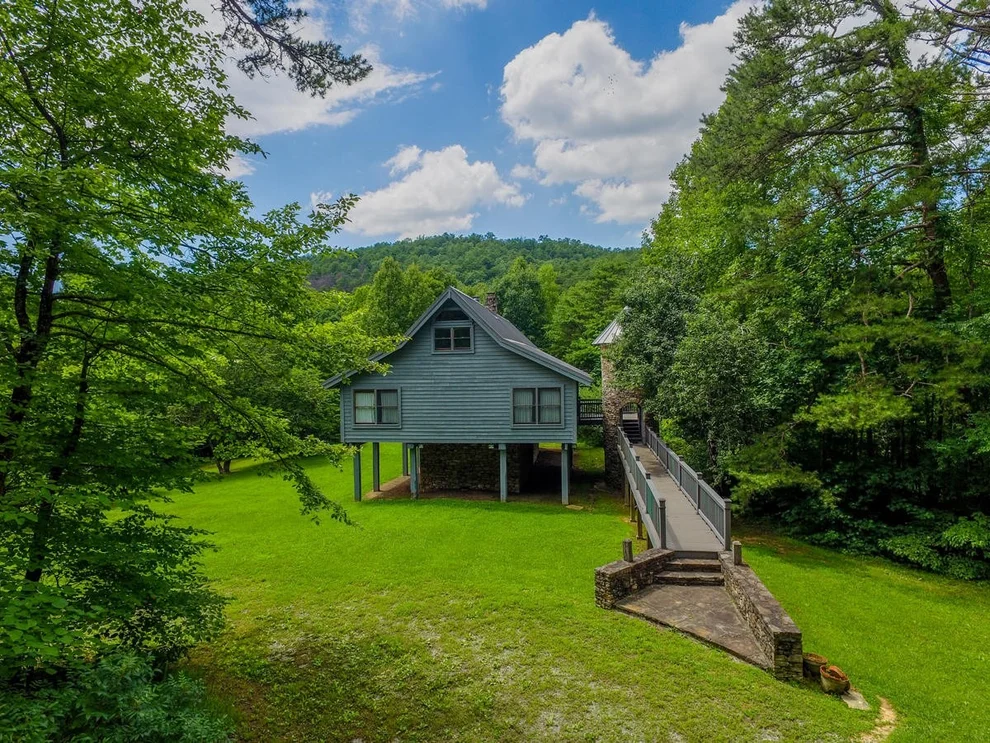 Unit for sale at 4820 Allegheny Cove Way, Maryville, TN 37803