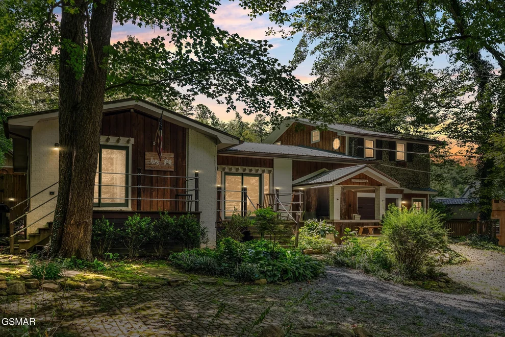 Unit for sale at 4524 E Scenic Drive, Gatlinburg, TN 37738