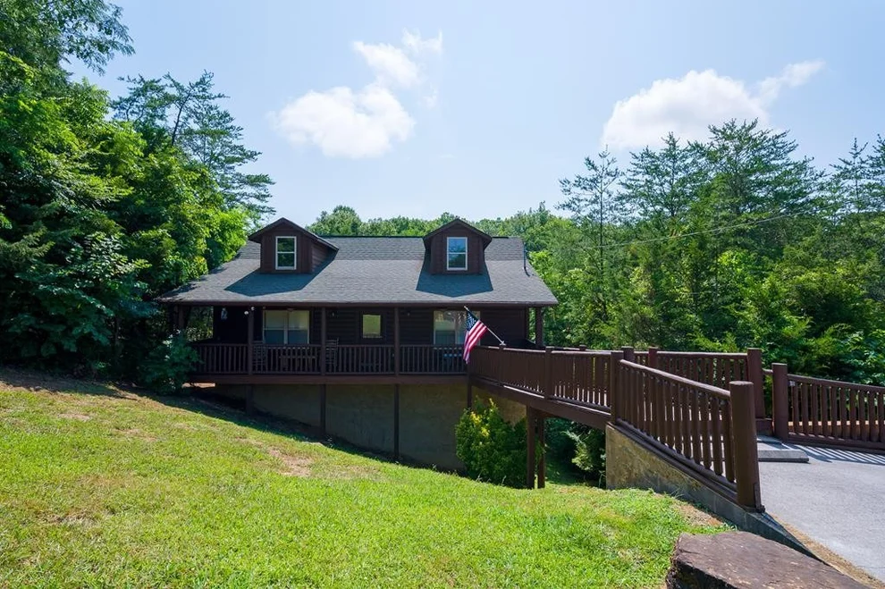 Unit for sale at 1960 Oakmont Drive, Sevierville, TN 37876