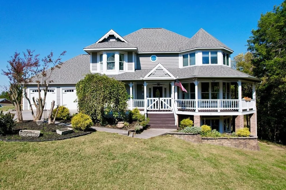 Unit for sale at 1313 Laura Lane, Sevierville, TN 37876