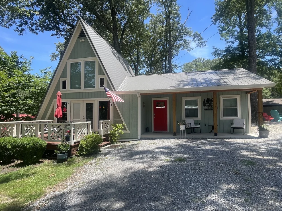 Unit for sale at 65 White Dr, Springville, TN 38256