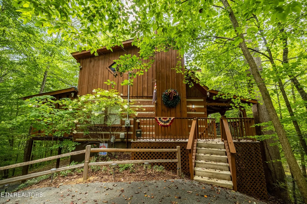 Unit for sale at 108 Timberwinds Way, Townsend, TN 37882
