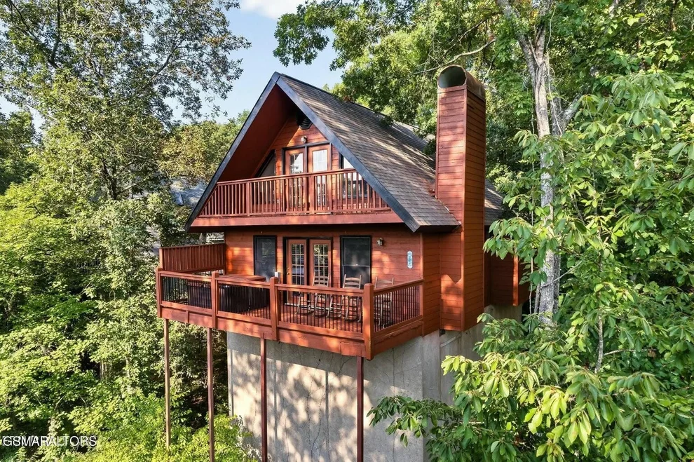 Unit for sale at 325 Woodridge Way, Pigeon Forge, TN 37863