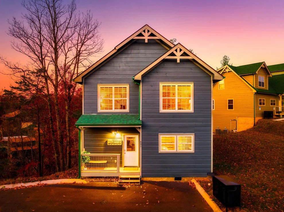 Unit for sale at 881 Osprey Way, Pigeon Forge, TN 37863