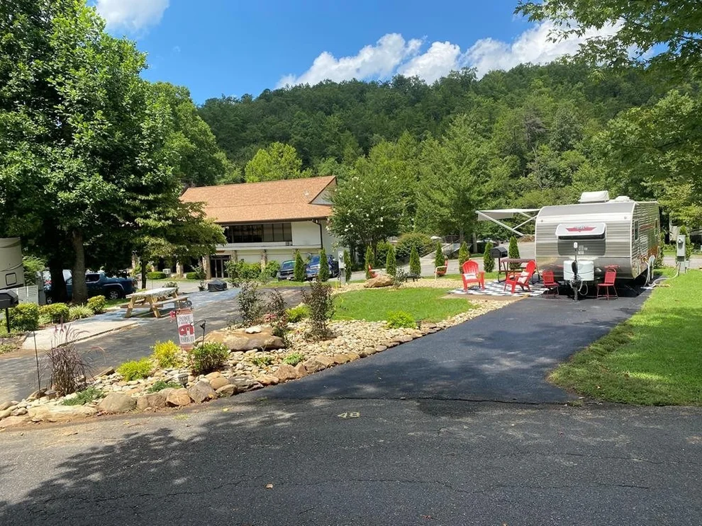Unit for sale at 4229 Parkway, Gatlinburg, TN 37738