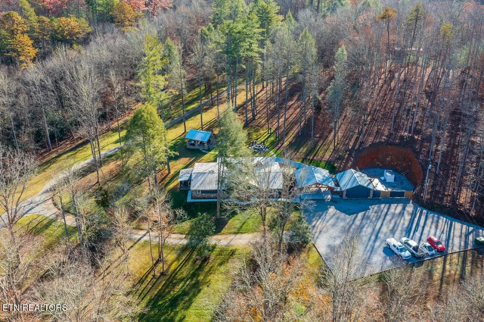 Unit for sale at 2000 E Millers Cove Rd, Walland, TN 37886