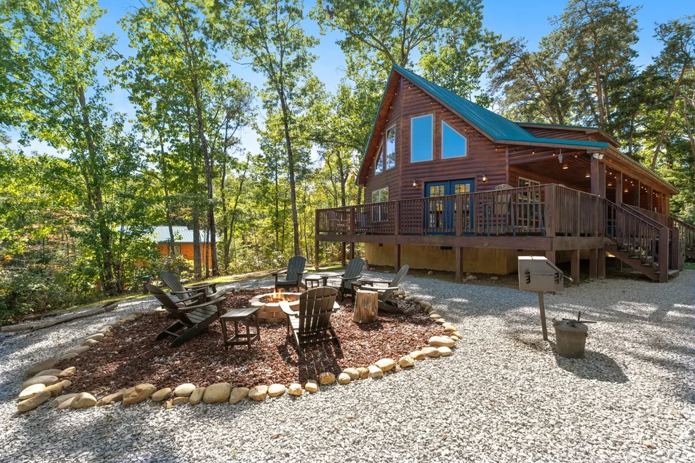 Unit for sale at 4375 Chamberlain Ln, Sevierville, TN 37862