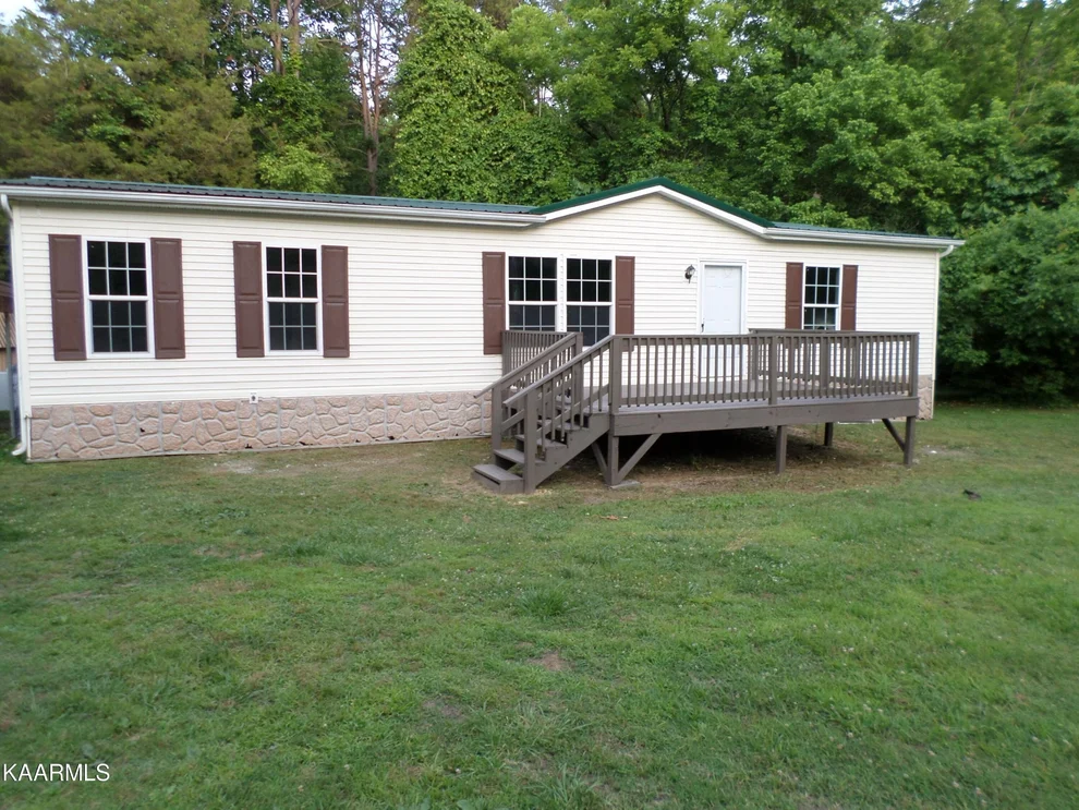Unit for sale at 3050 Hickory Creek Rd, Lenoir City, TN 37771