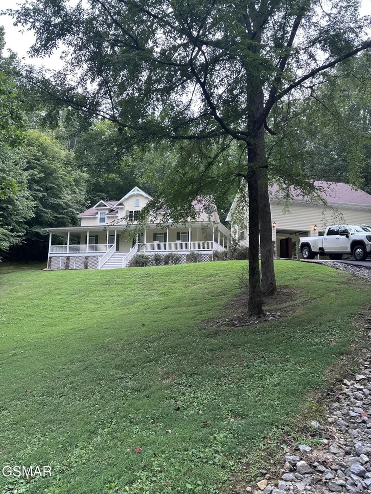 Unit for sale at 1058 Clearview Drive, Newport, TN 37821
