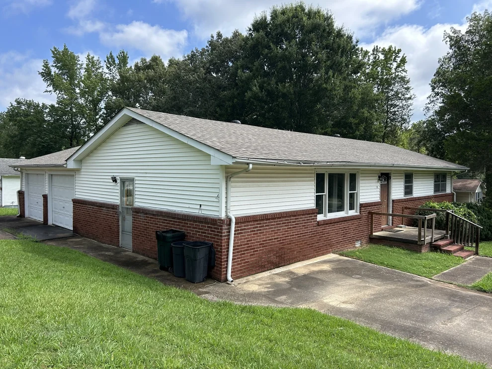 Unit for sale at 130 Mimosa St, Camden, TN 38320
