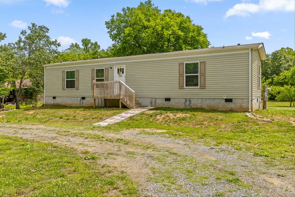 Unit for sale at 314 Old Ford Road, Sale Creek, TN 37373