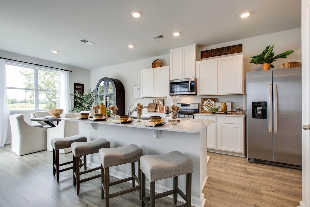 Unit for sale at 4922 Sandringham Lane, Murfreesboro, TN 37129