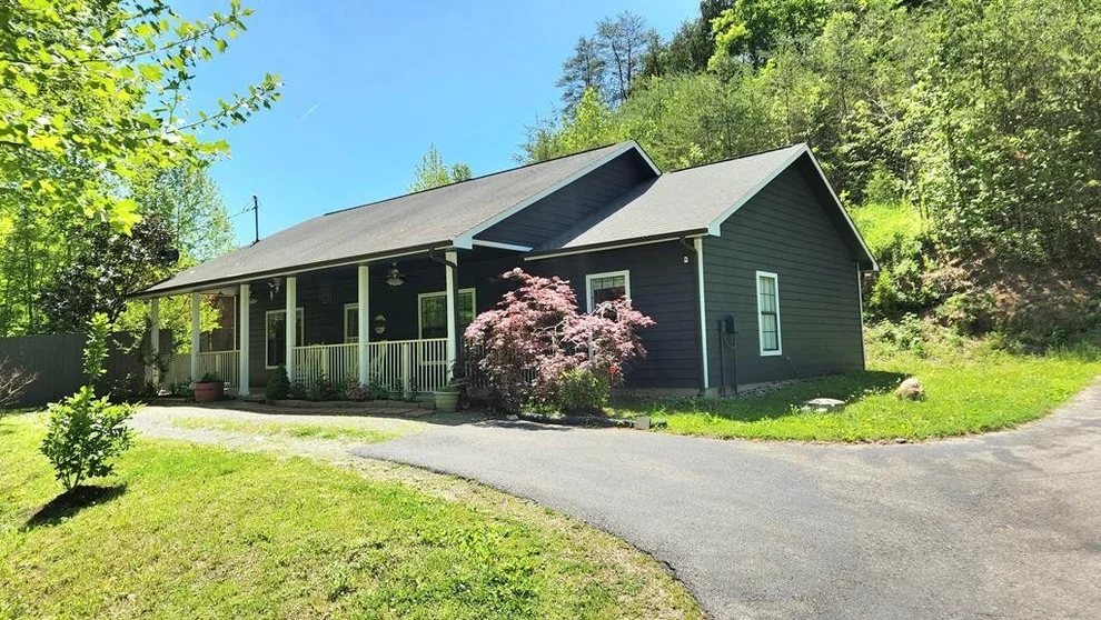 Unit for sale at 1045 Indian Gap Road, Sevierville, TN 37876