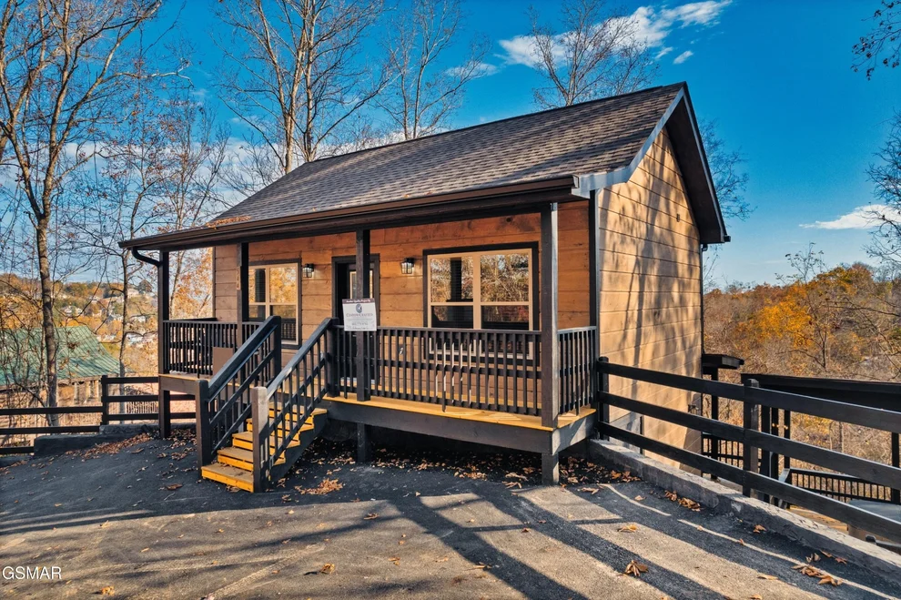 Unit for sale at 544 Hideaway Ridge Circle, Sevierville, TN 37862
