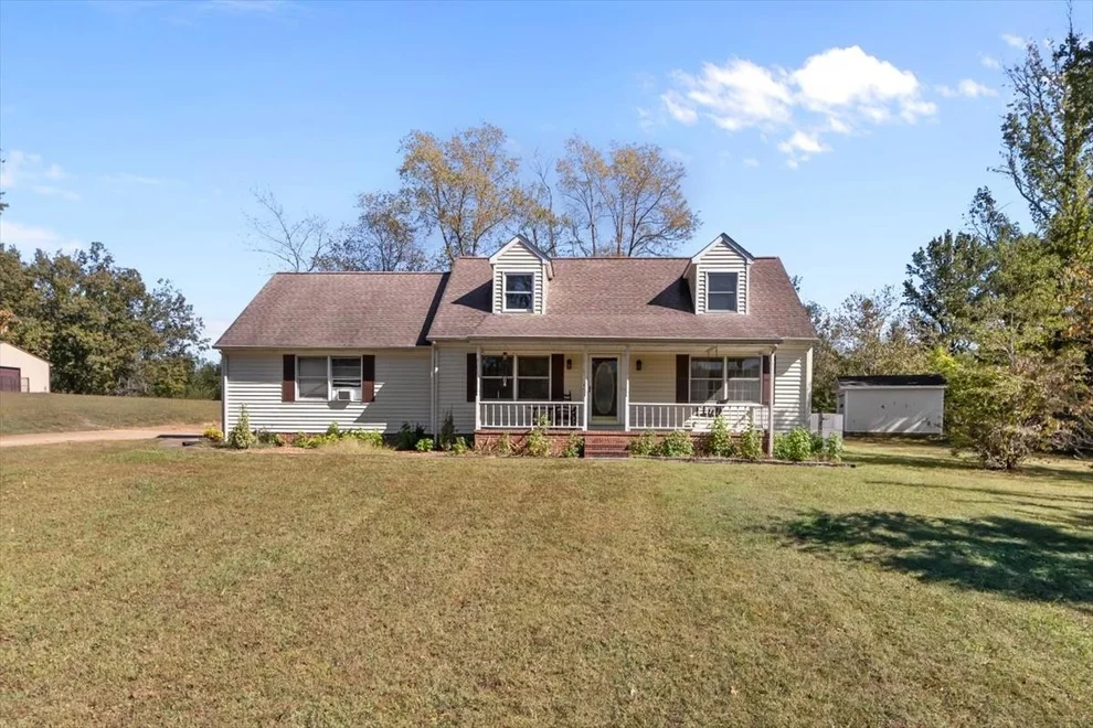 Unit for sale at 1940 Highway 641 S, Camden, TN 38320