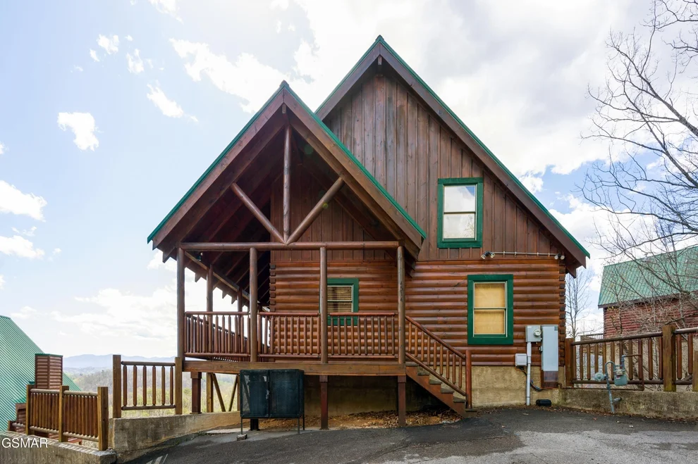 Unit for sale at 4514 Rocky Bluff Way, Pigeon Forge, TN 37863