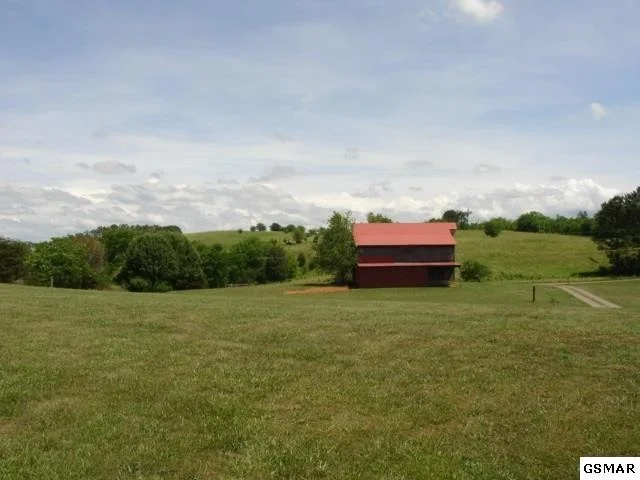 Unit for sale at 5 Yarberry Edge Lane, Kodak, TN 37764