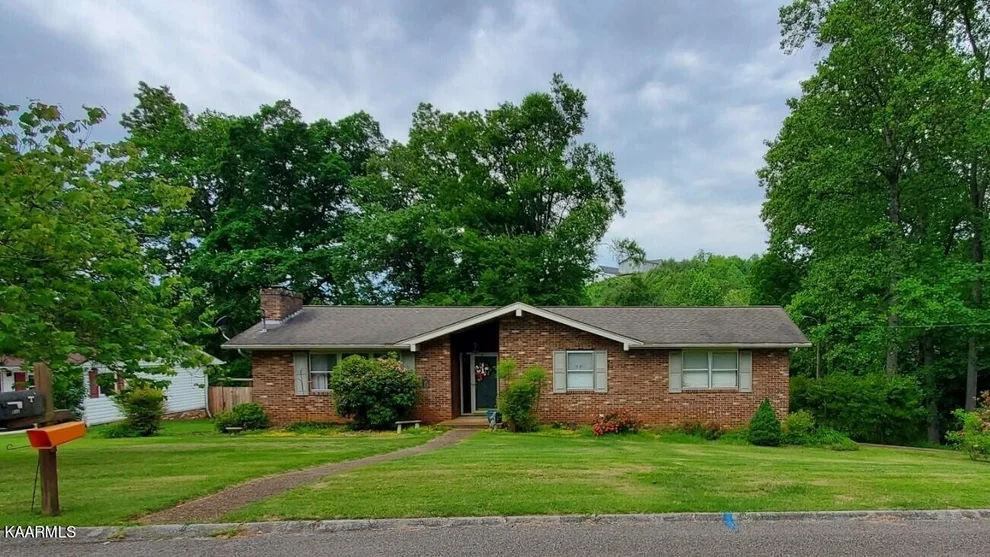 Unit for sale at 613 Summit View Rd, Knoxville, TN 37920