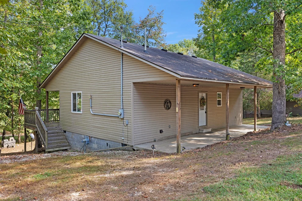 Unit for sale at 44 G and S Rock Ranch Rd, Camden, TN 38320