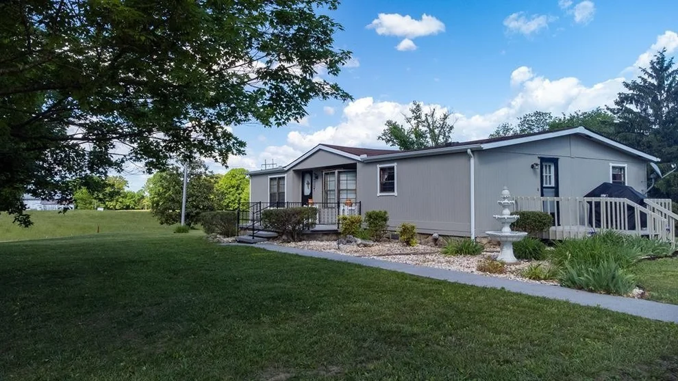 Unit for sale at 1724 Valley Home, Dandridge, TN 37725