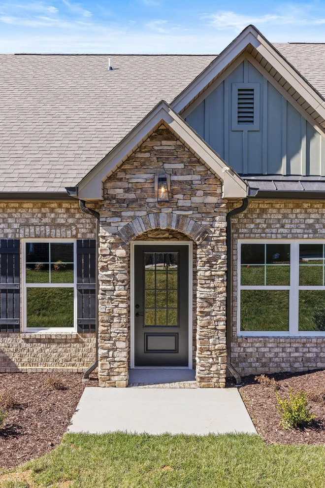 Unit for sale at 92 Founding Way, Lookout Mountain, GA 30750