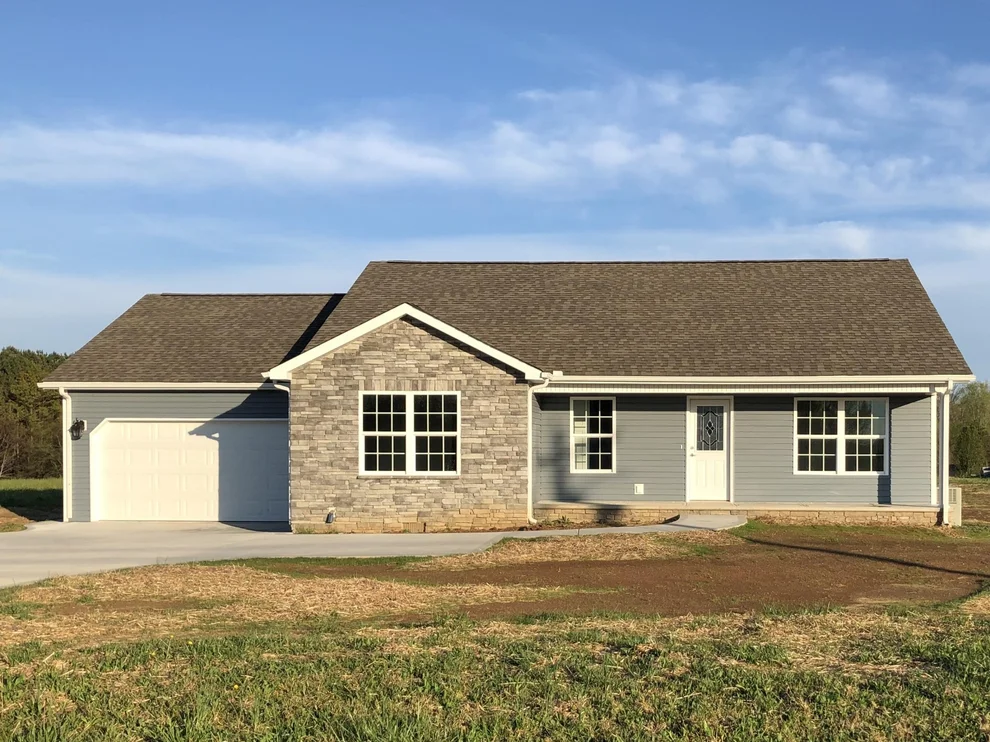Unit for sale at 710 Oak Grove Rd, Madisonville, TN 37354