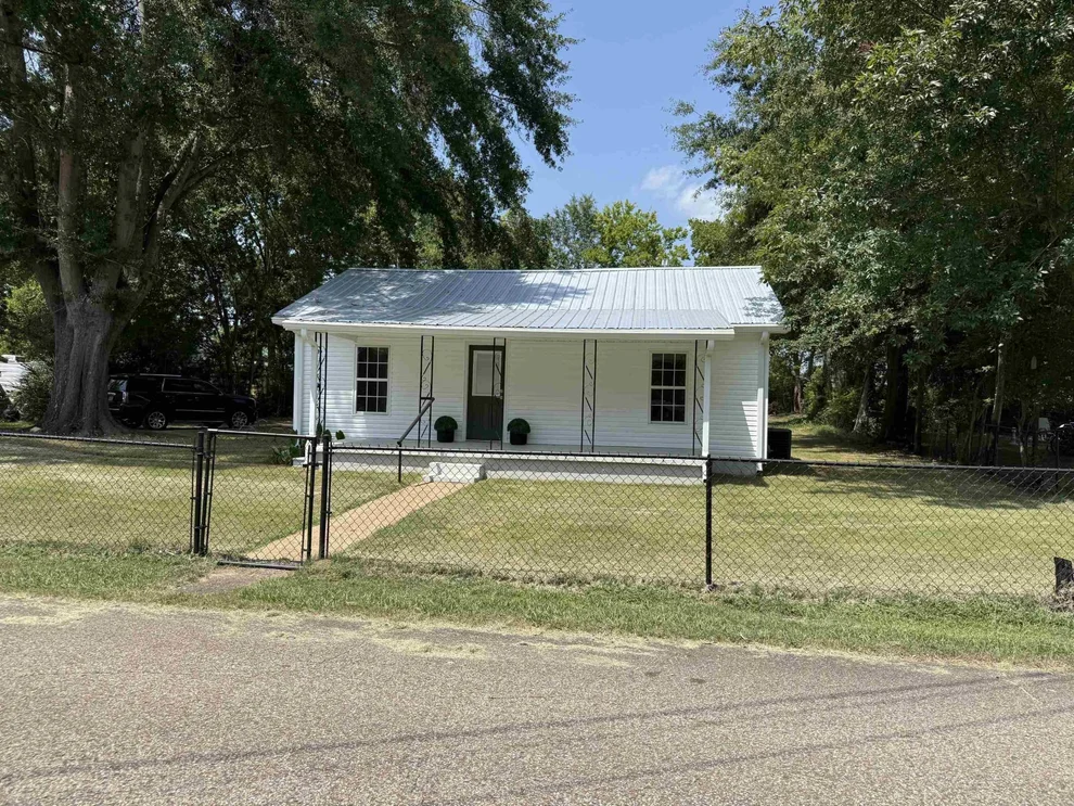 Unit for sale at 65 SUGAR MAPLE AVE, Savannah, TN 38372