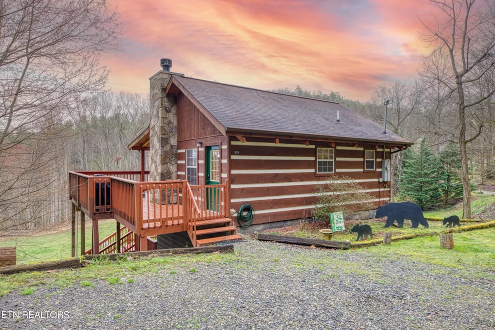 Unit for sale at 998 Emilyville Way, Cosby, TN 37722