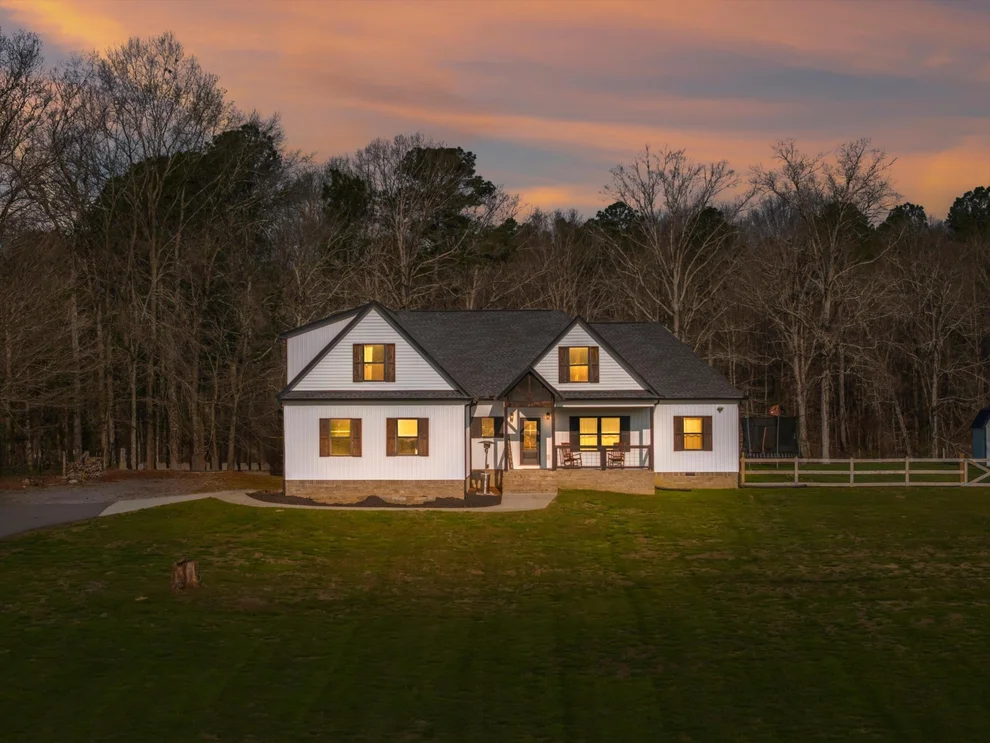 Unit for sale at 1526 Keith Valley Road SE, Cleveland, TN 37323