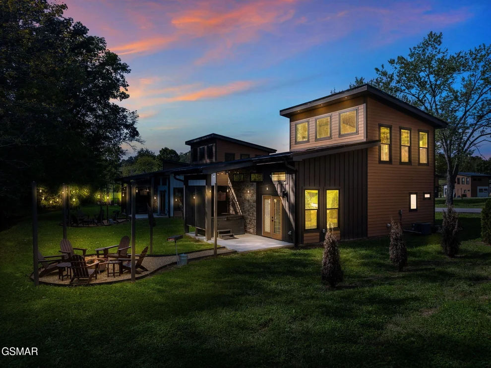 Unit for sale at 984 Goose Gap Road, Sevierville, TN 37876