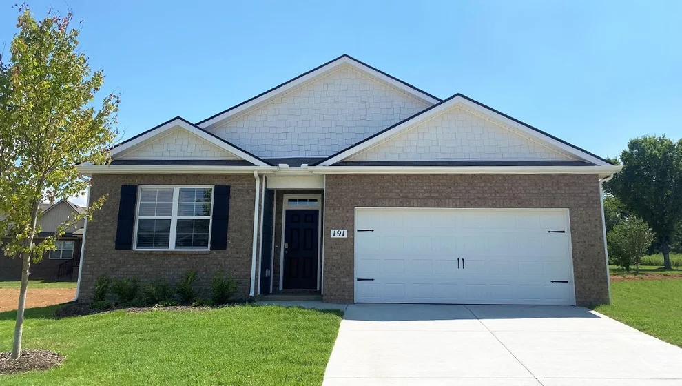 Unit for sale at 1780 Savannah Pass, Lewisburg, TN 37091