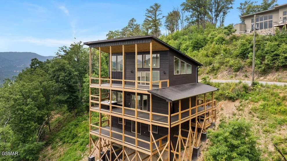 Unit for sale at 3225 Emerald Springs Loop, Sevierville, TN 37862