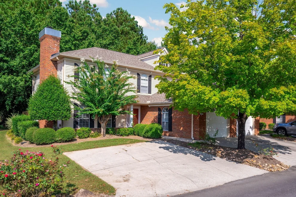 Unit for sale at 1705 Willow Oak Lane, Dalton, GA 30721