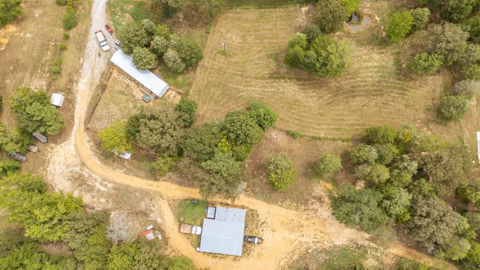 Unit for sale at 365 TURNBOW LN, Crump, TN 38327