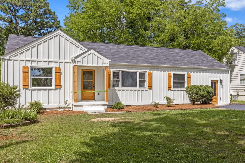 Unit for sale at 5325 Meadowbrook Lane, Chattanooga, TN 37411
