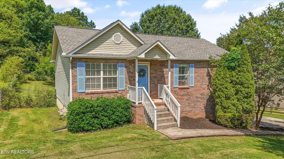 Unit for sale at 5956 Warrenpark Lane, Knoxville, TN 37912