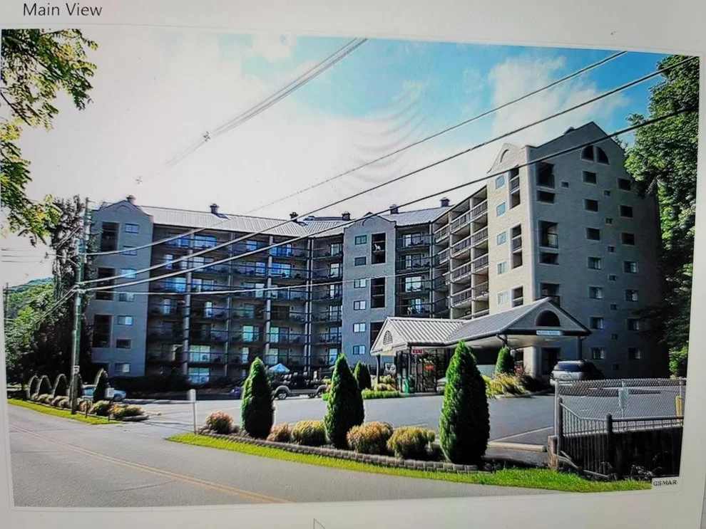Unit for sale at 306 Baskins Creek Road, Gatlinburg, TN 37738