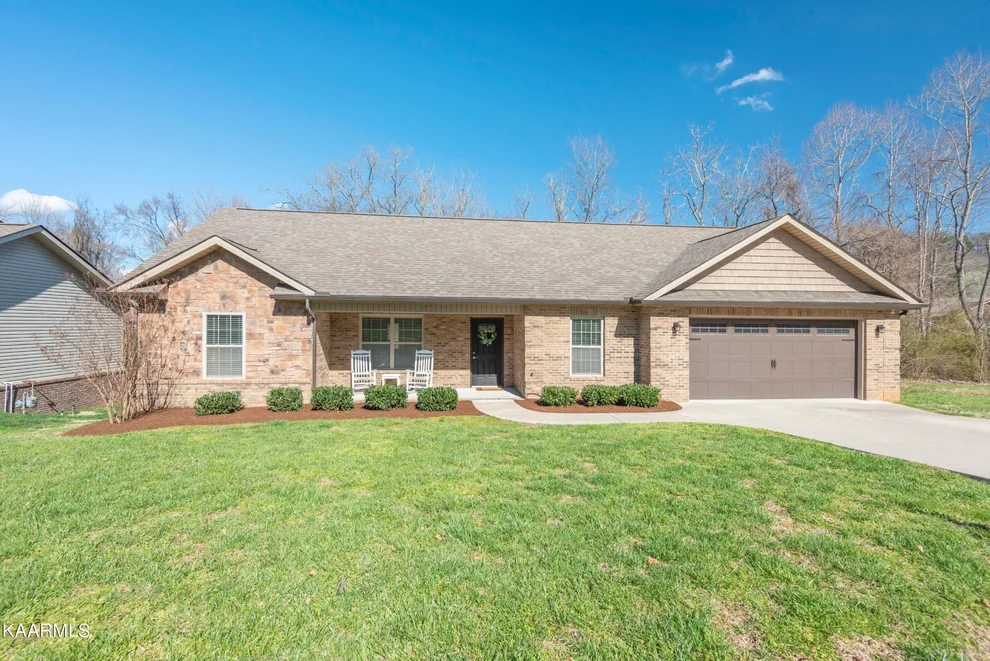 Unit for sale at 7228 Thornbrook Lane, Powell, TN 37849