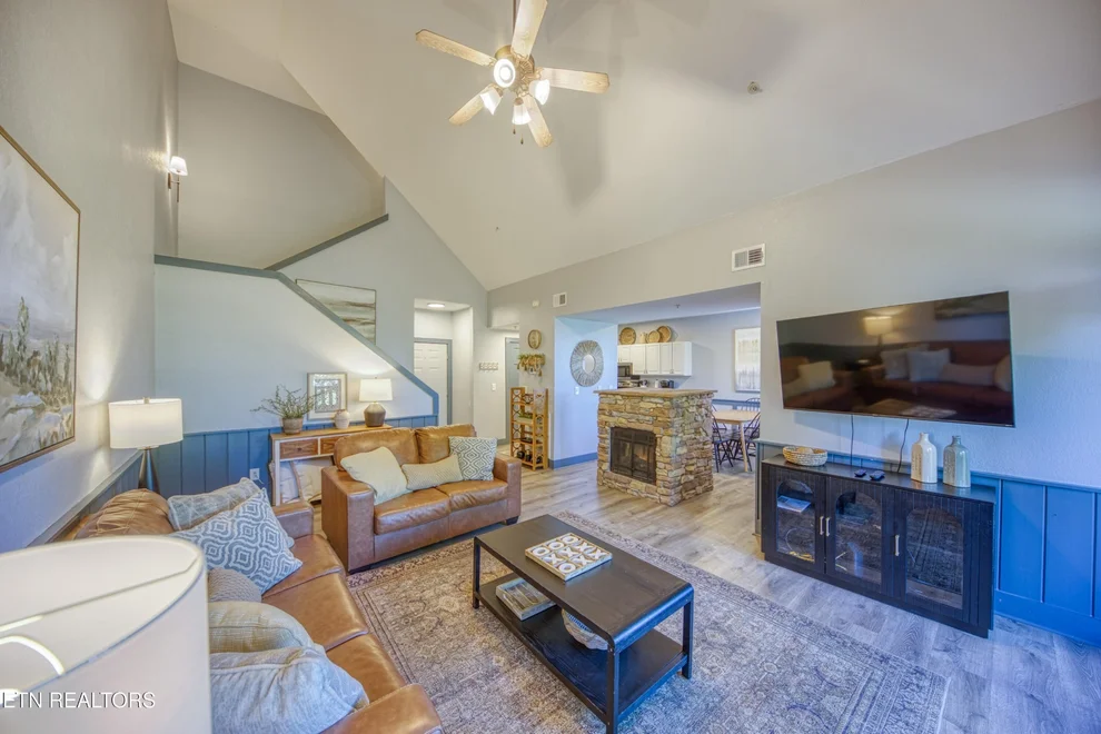 830 Golf View Boulevard