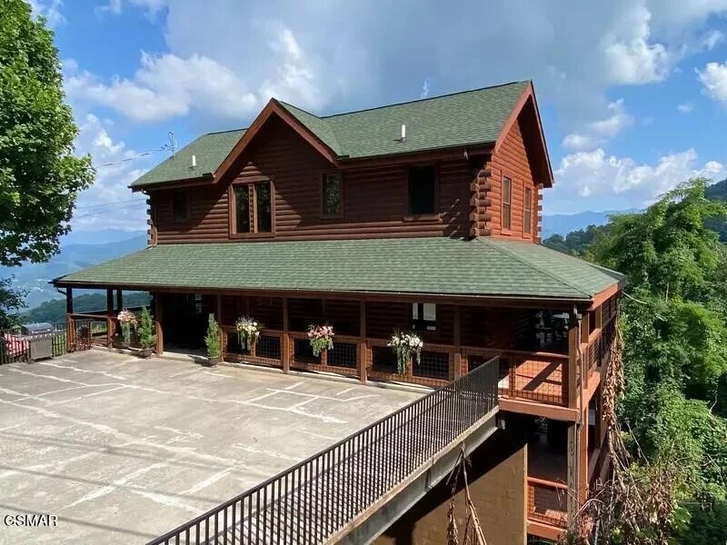 Unit for sale at 1215 Ski View Drive, Gatlinburg, TN 37738
