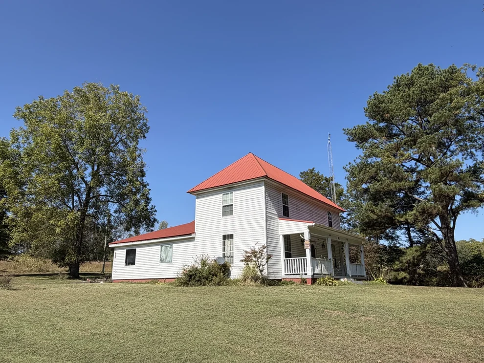 Unit for sale at 611 Tumbling Creek Rd, Mc Kenzie, TN 38201